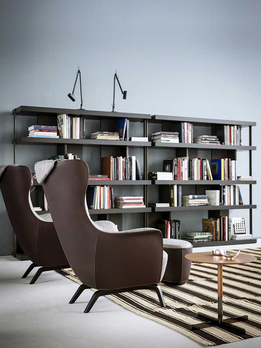 poltrona frau mamy blue armchair