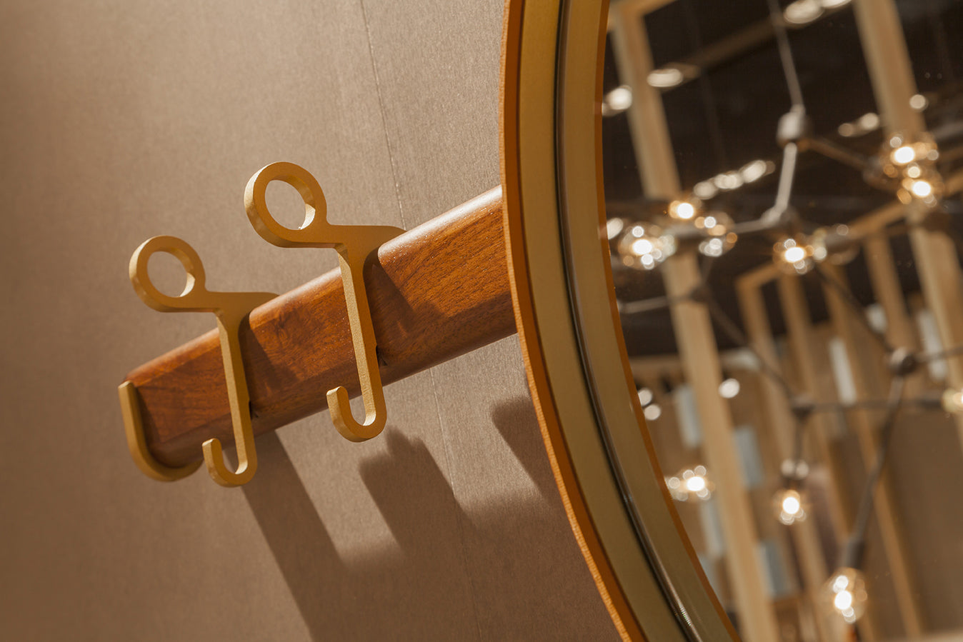 poltrona frau ren wall mirror with hangers