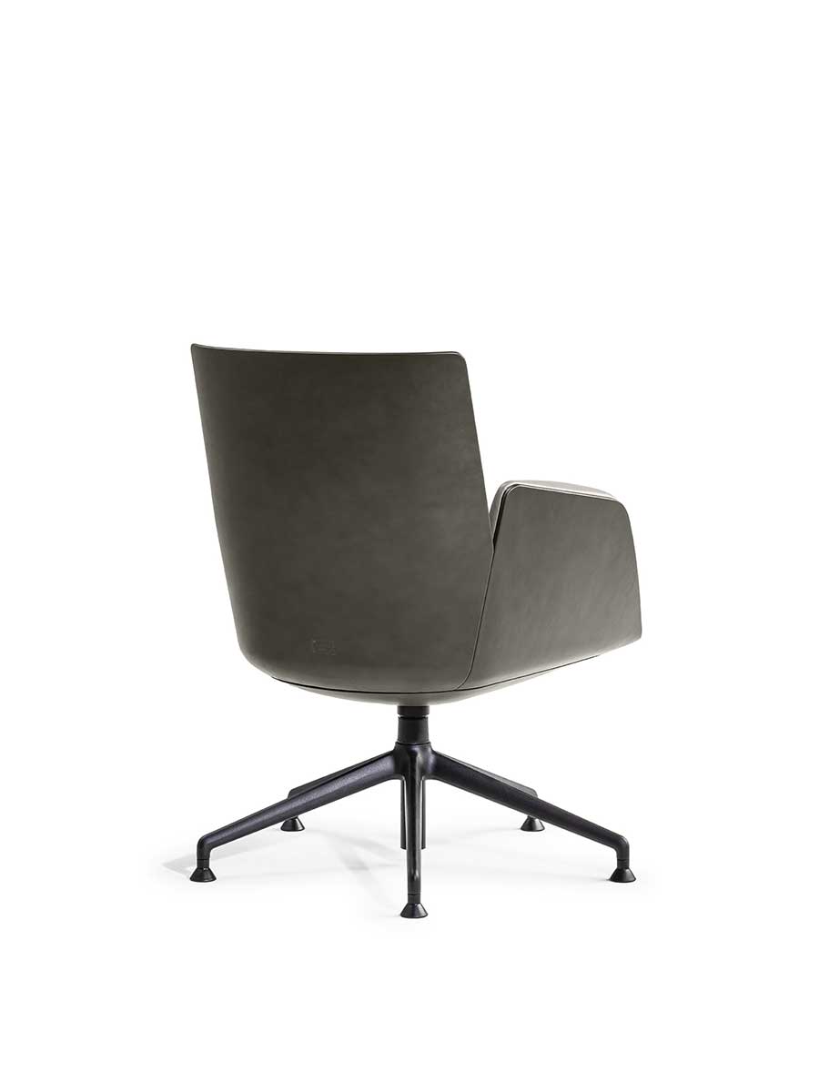 poltrona frau cercle visitor chair