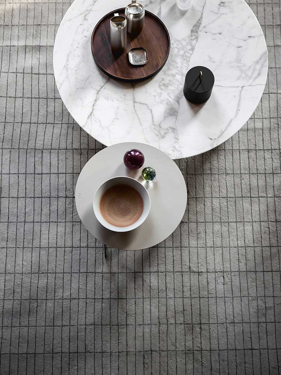 poltrona frau chado rug