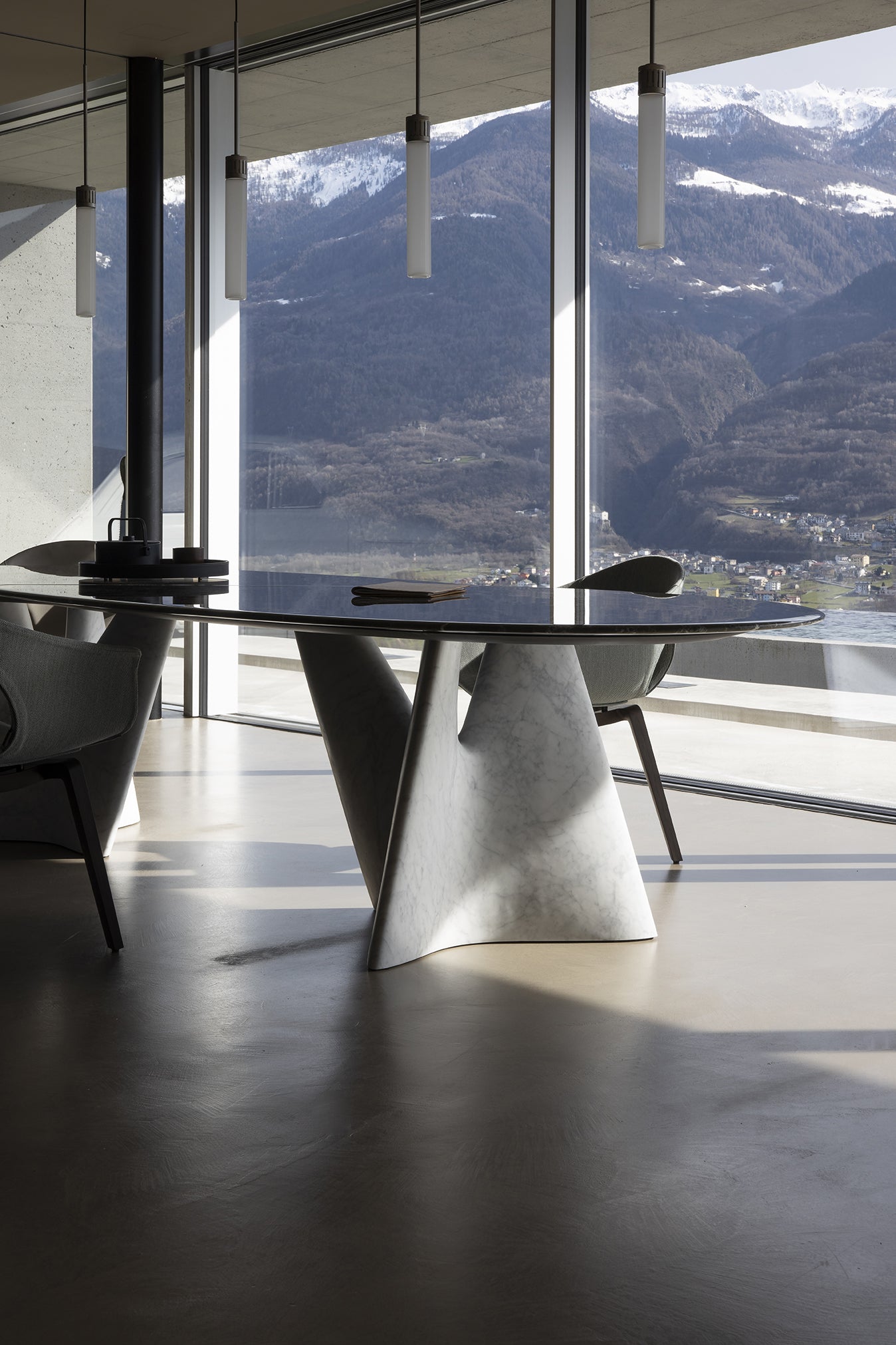 poltrona frau infinito table