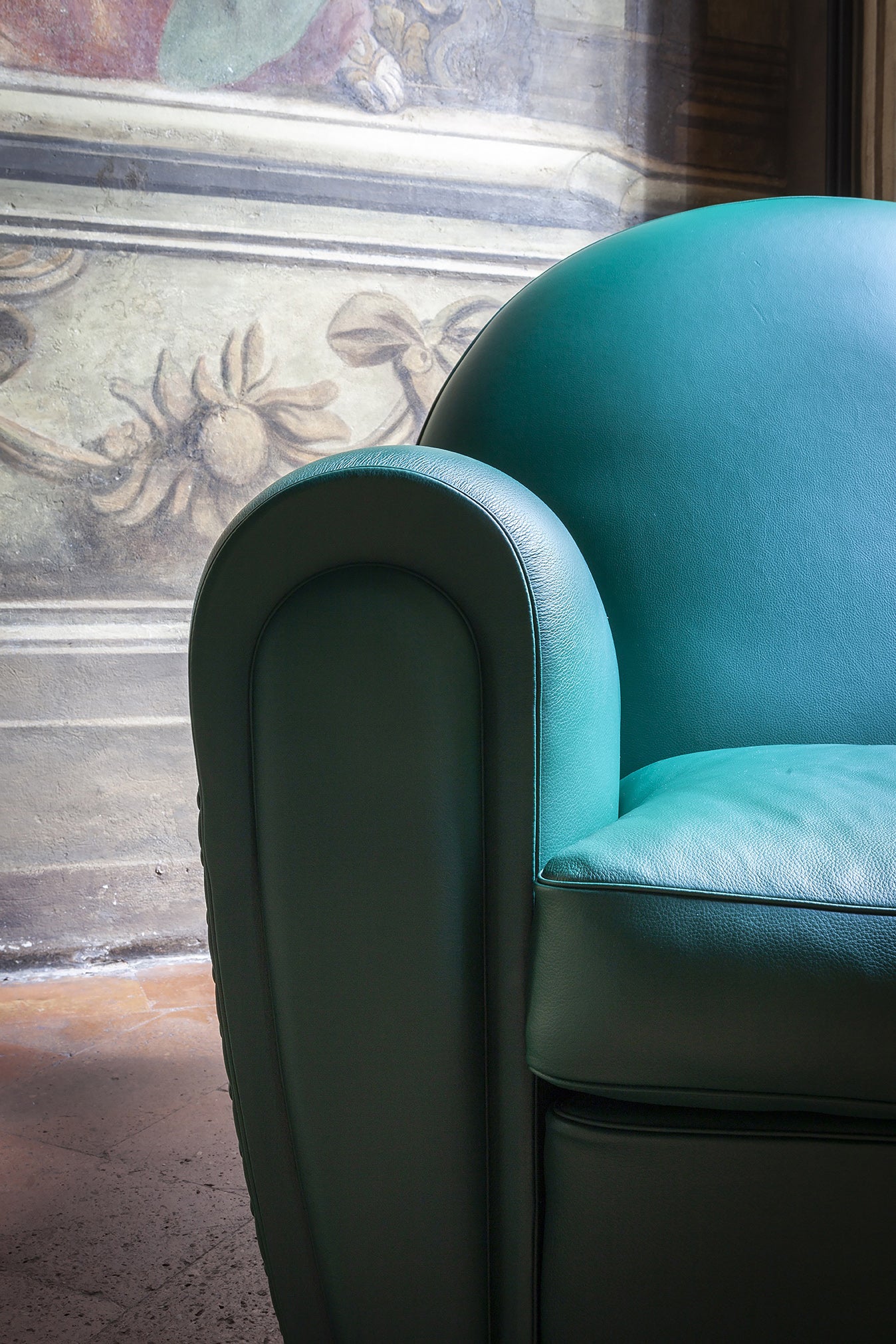 poltrona frau vanity fair xc armchair