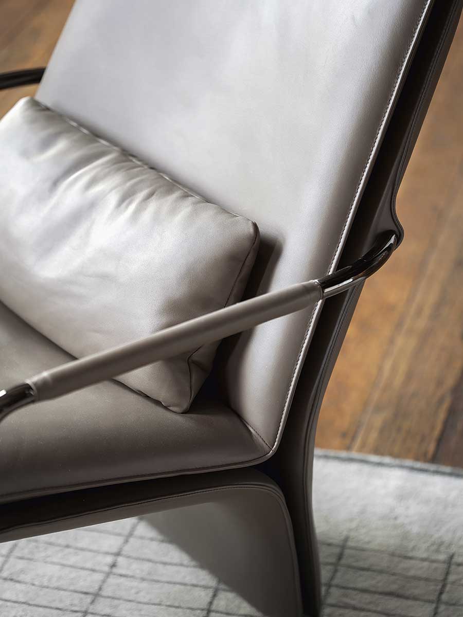 Arabesque High Armchair