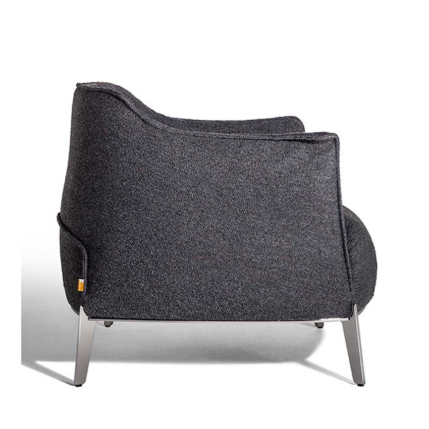 Archibald Gran Comfort Armchair
