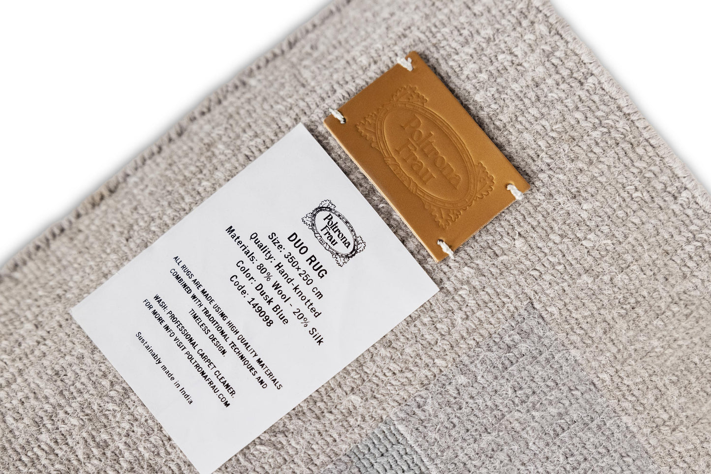 poltrona frau duo rug