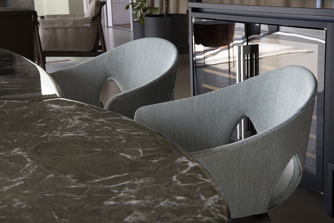 Infinito Table