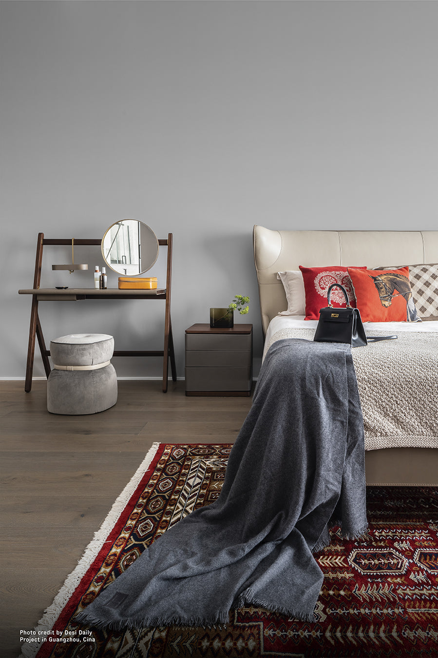 Mamy Blue Bed
