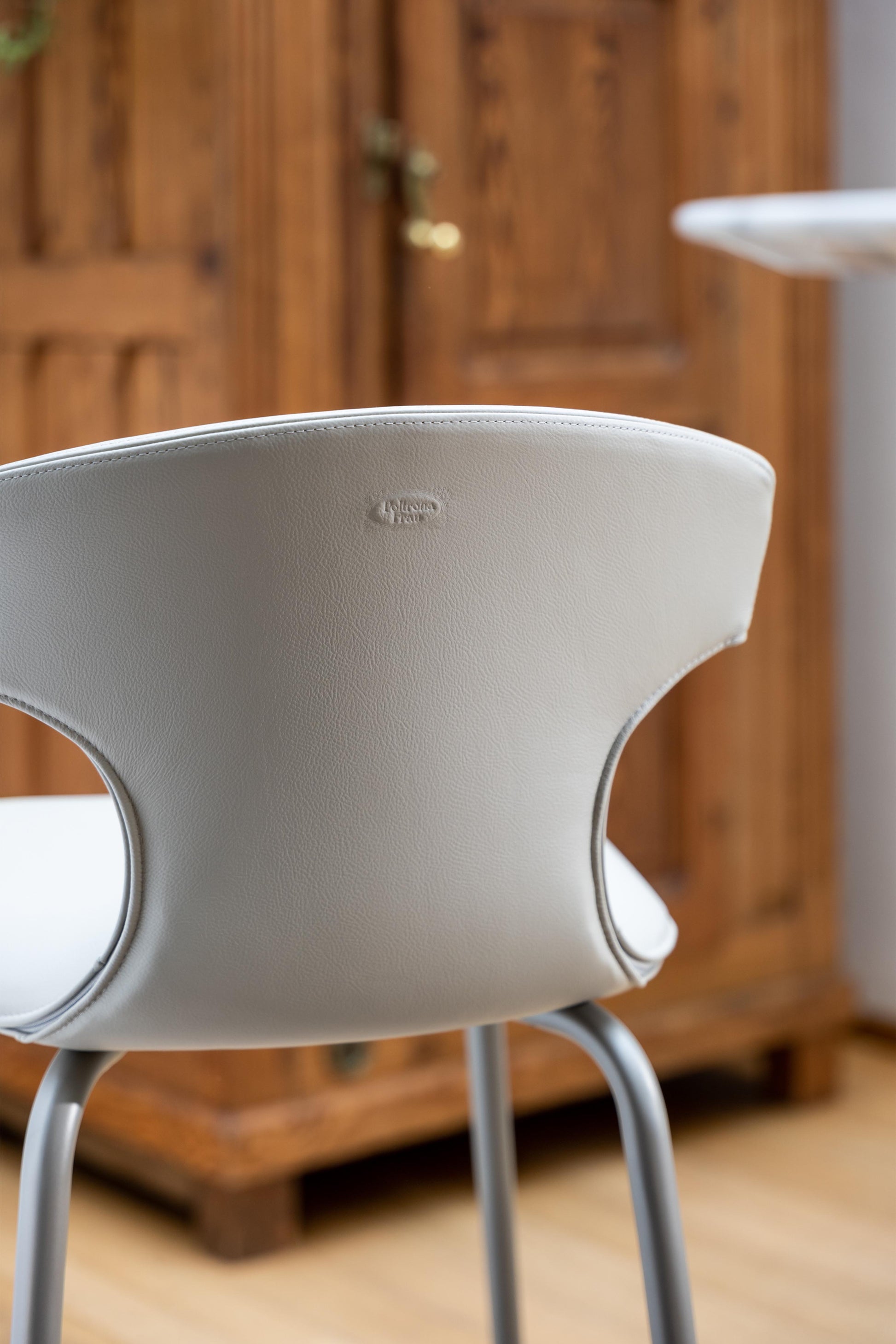 Montera Mas Stool With Metal Base