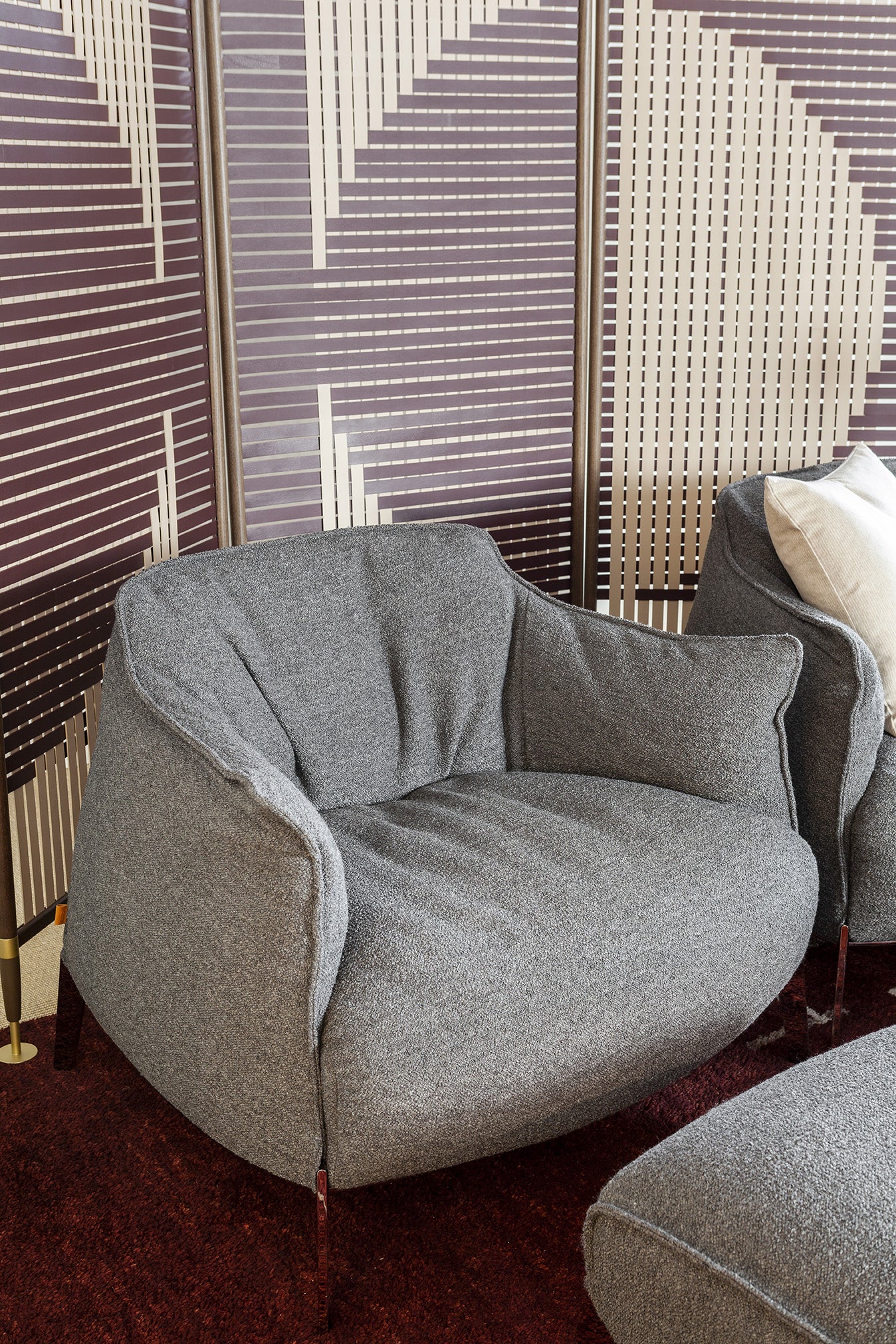 poltrona frau plot room divider