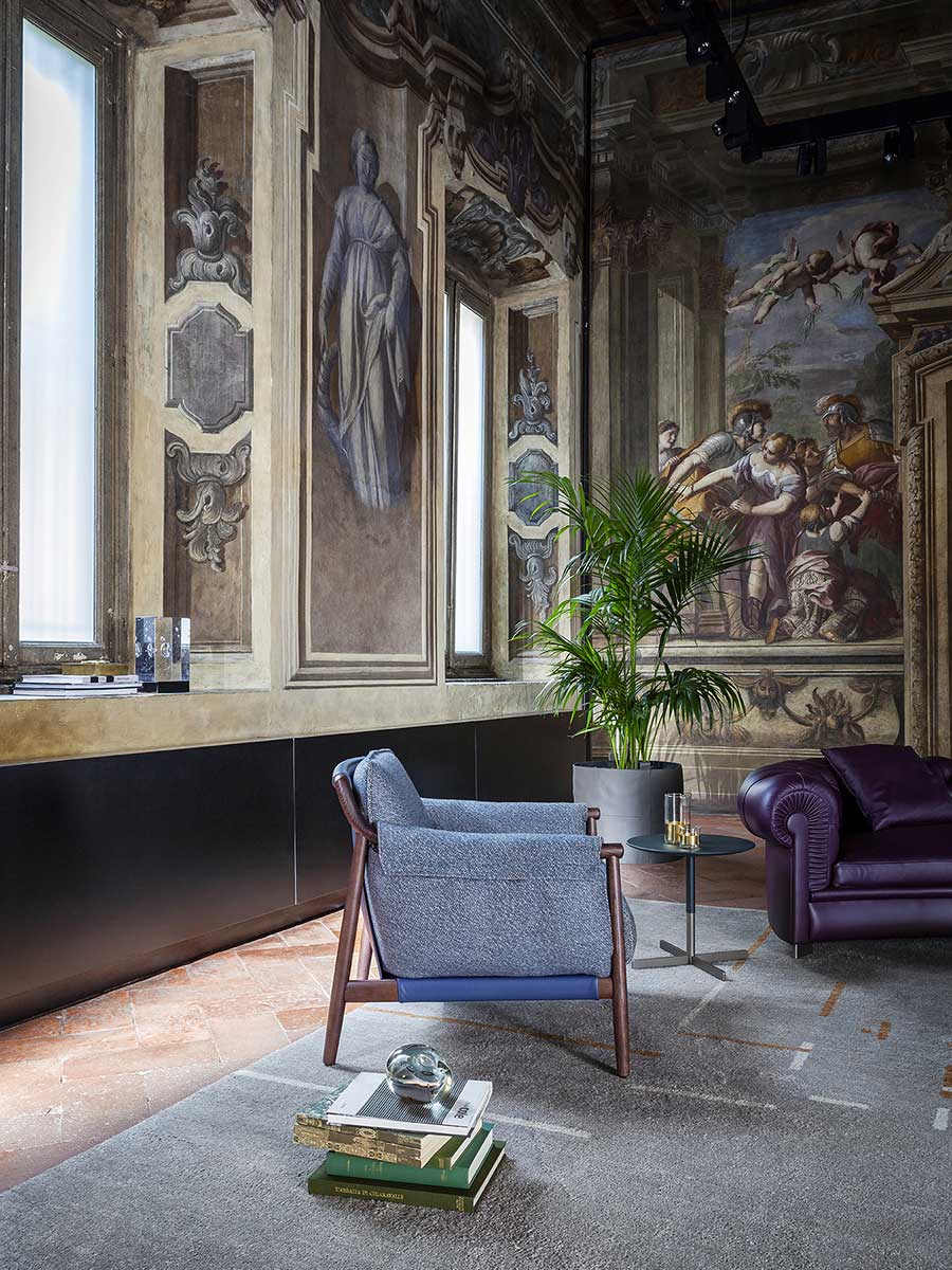Times Lounge Armchair