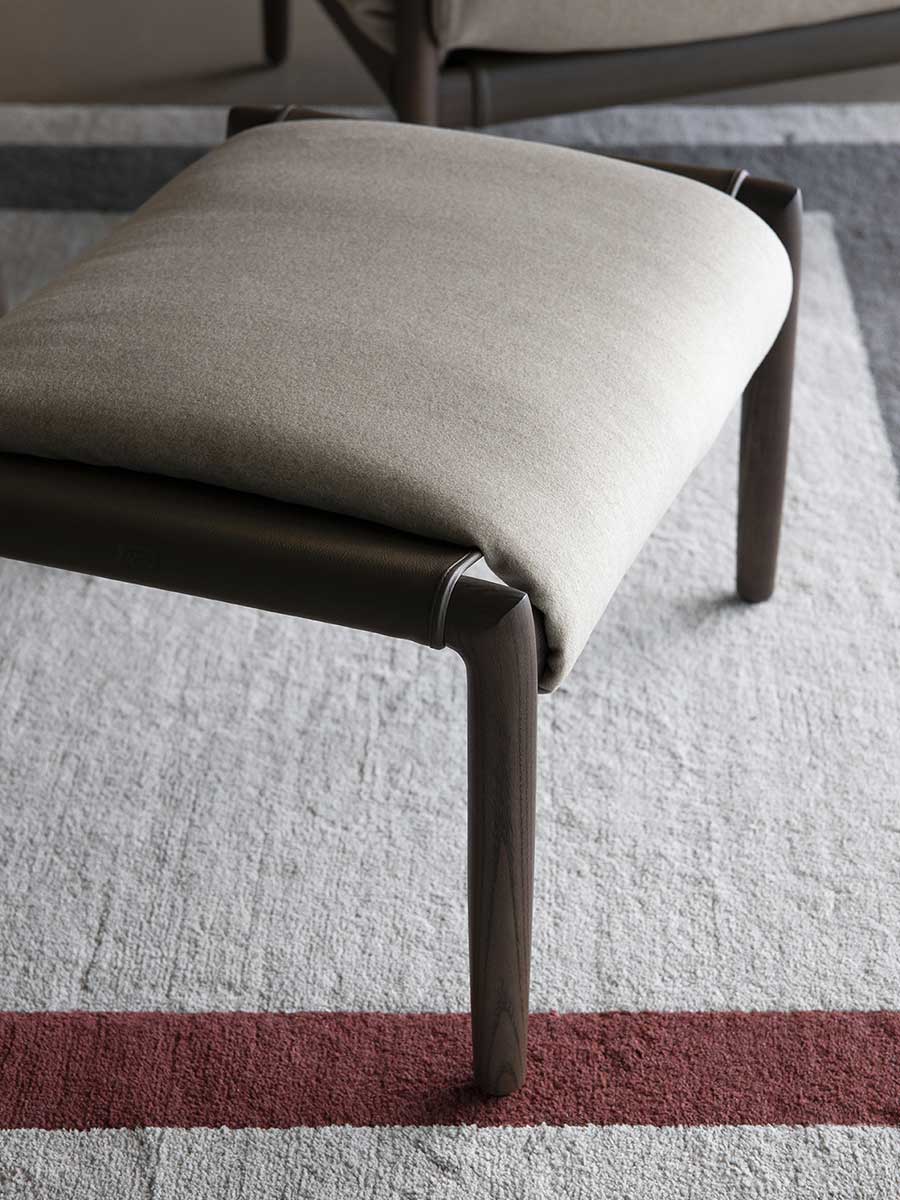 poltrona frau times lounge ottoman