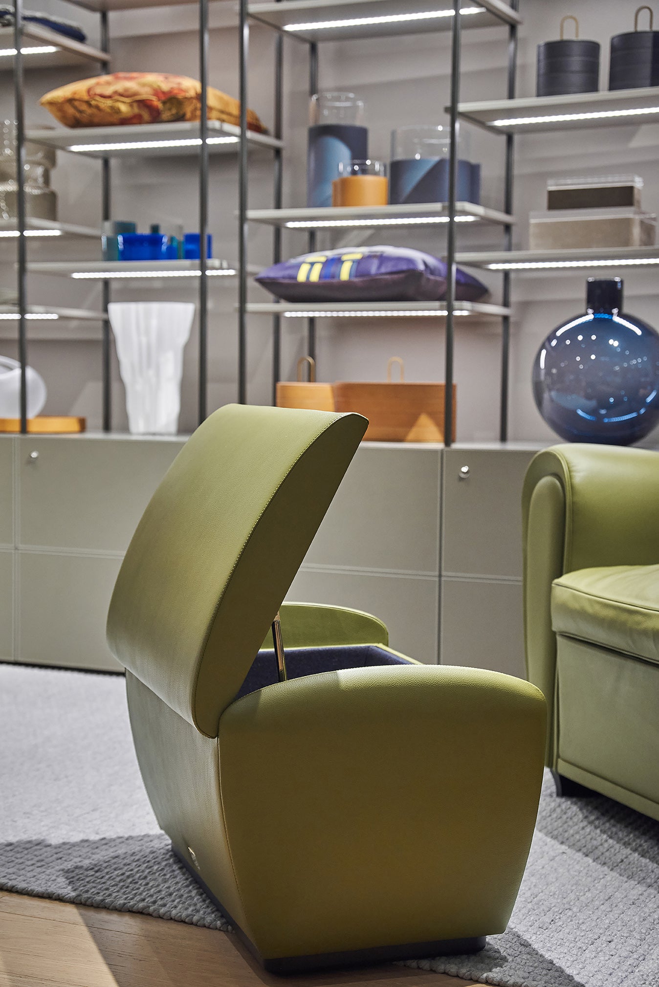 Vanity Fair Xc Ottoman