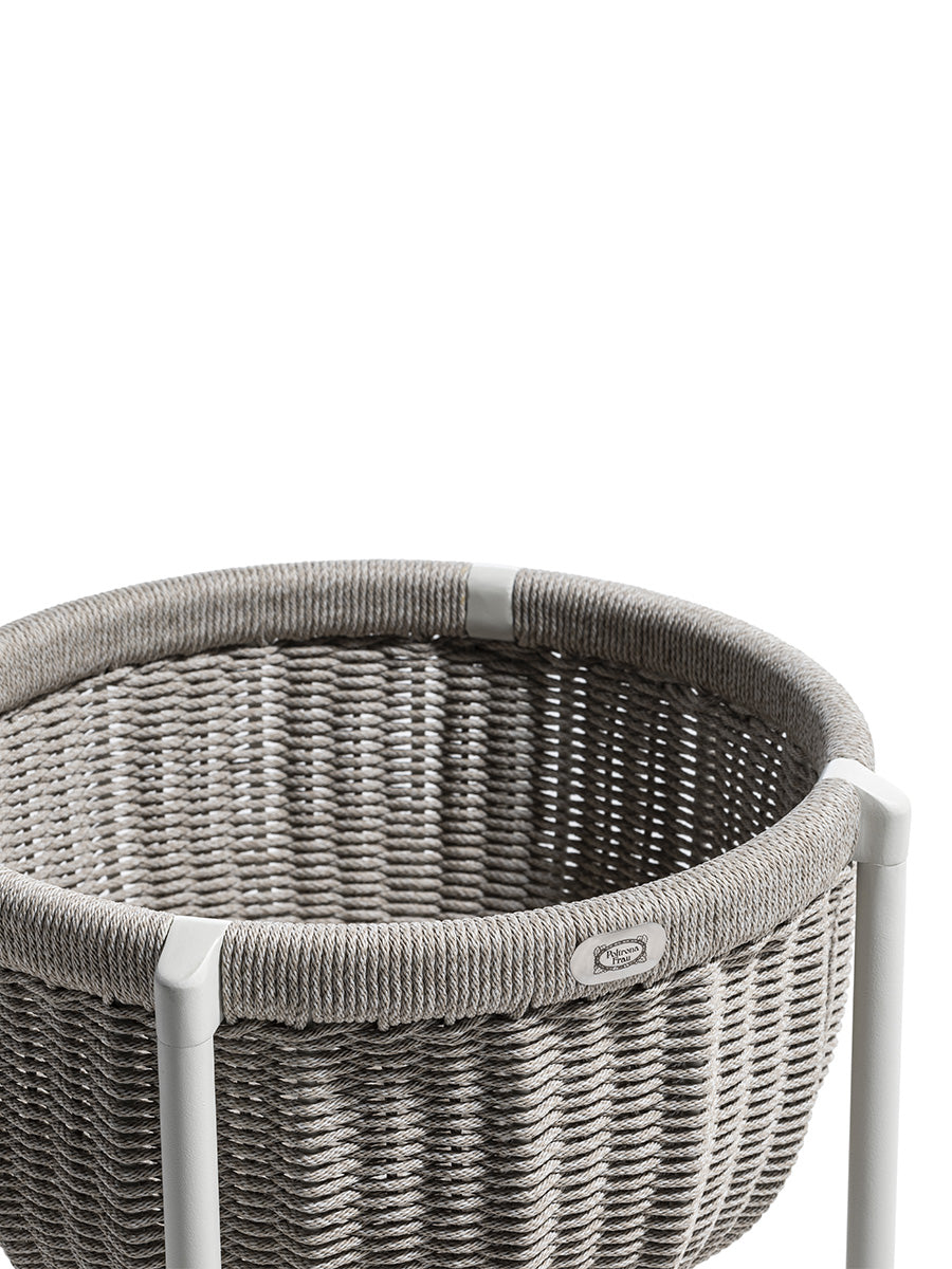 poltrona frau cestlavie outdoor small table