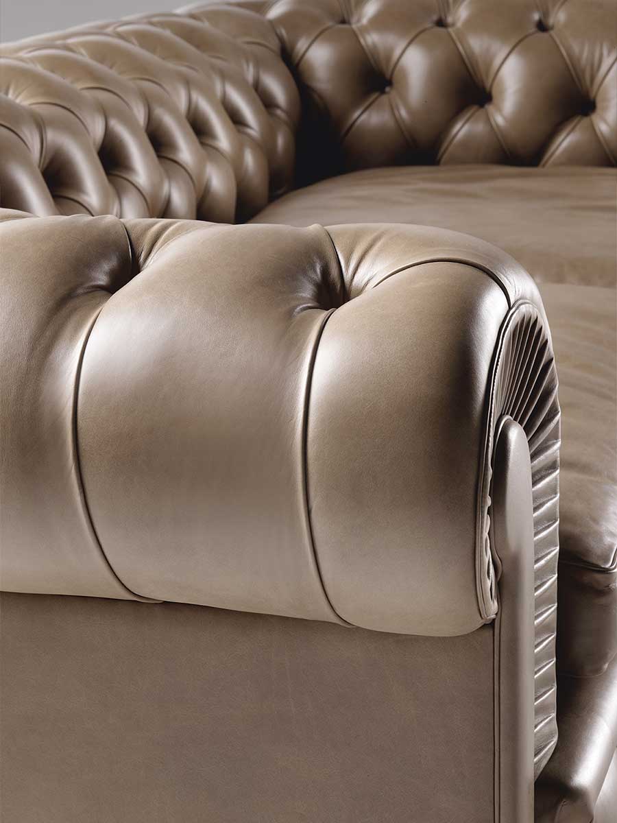 poltrona frau chester one sofa