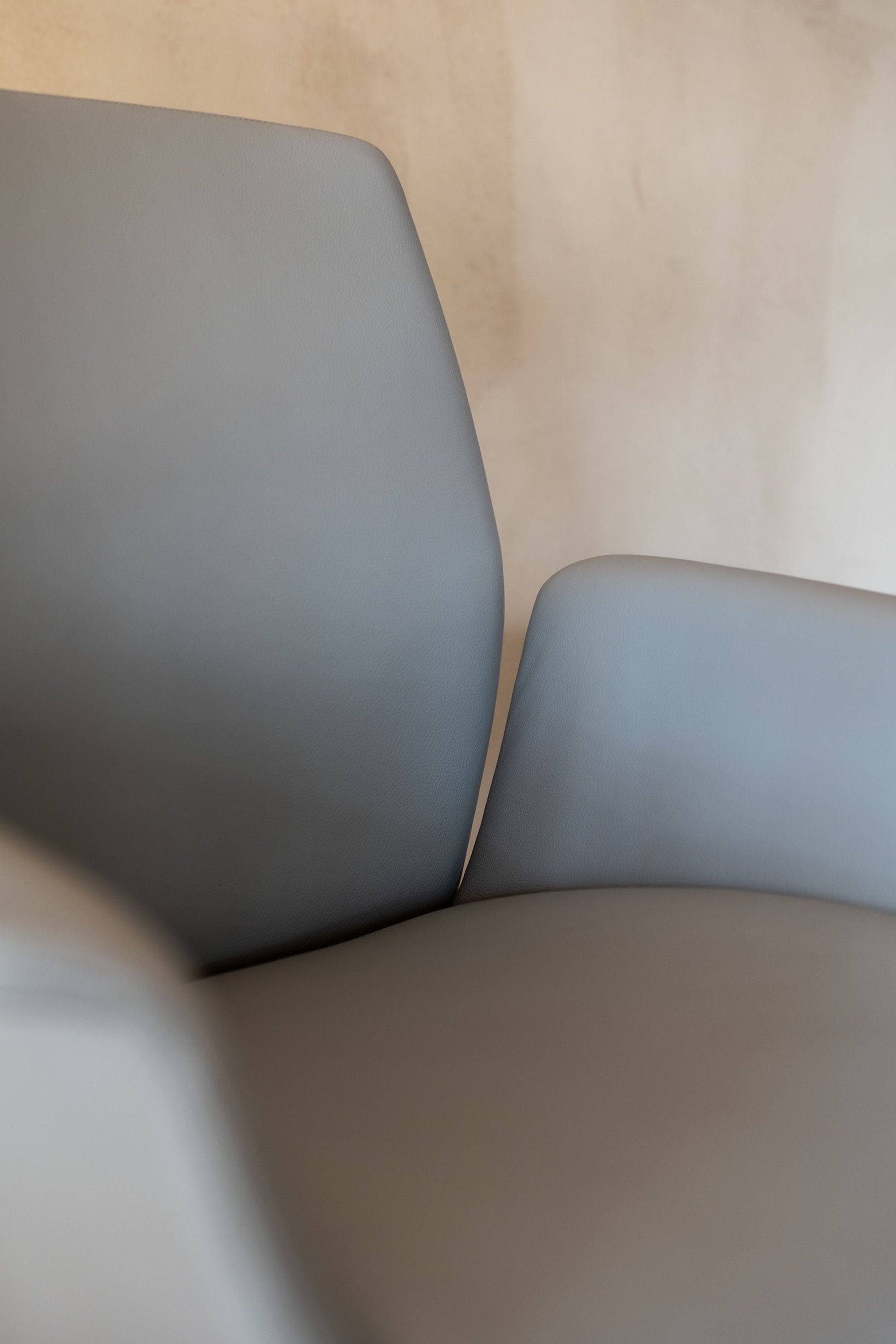 Downtown Conference 360° Chair