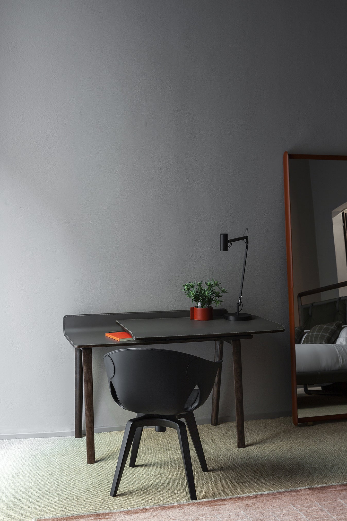 Ginger Small Armchair