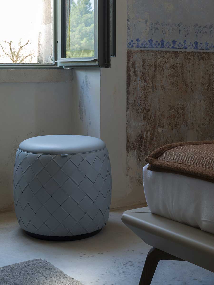 Grant Ottoman Ø46Cm