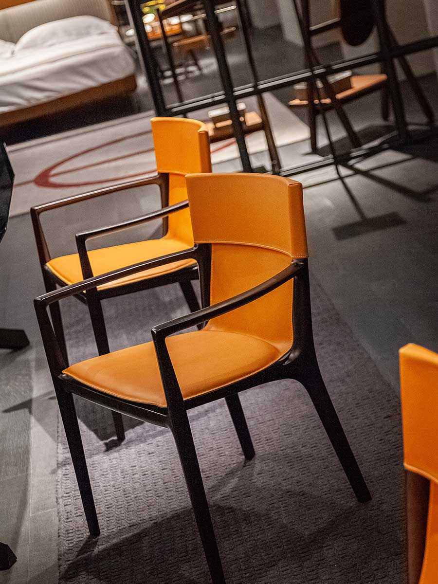 poltrona frau isadora chair with arms