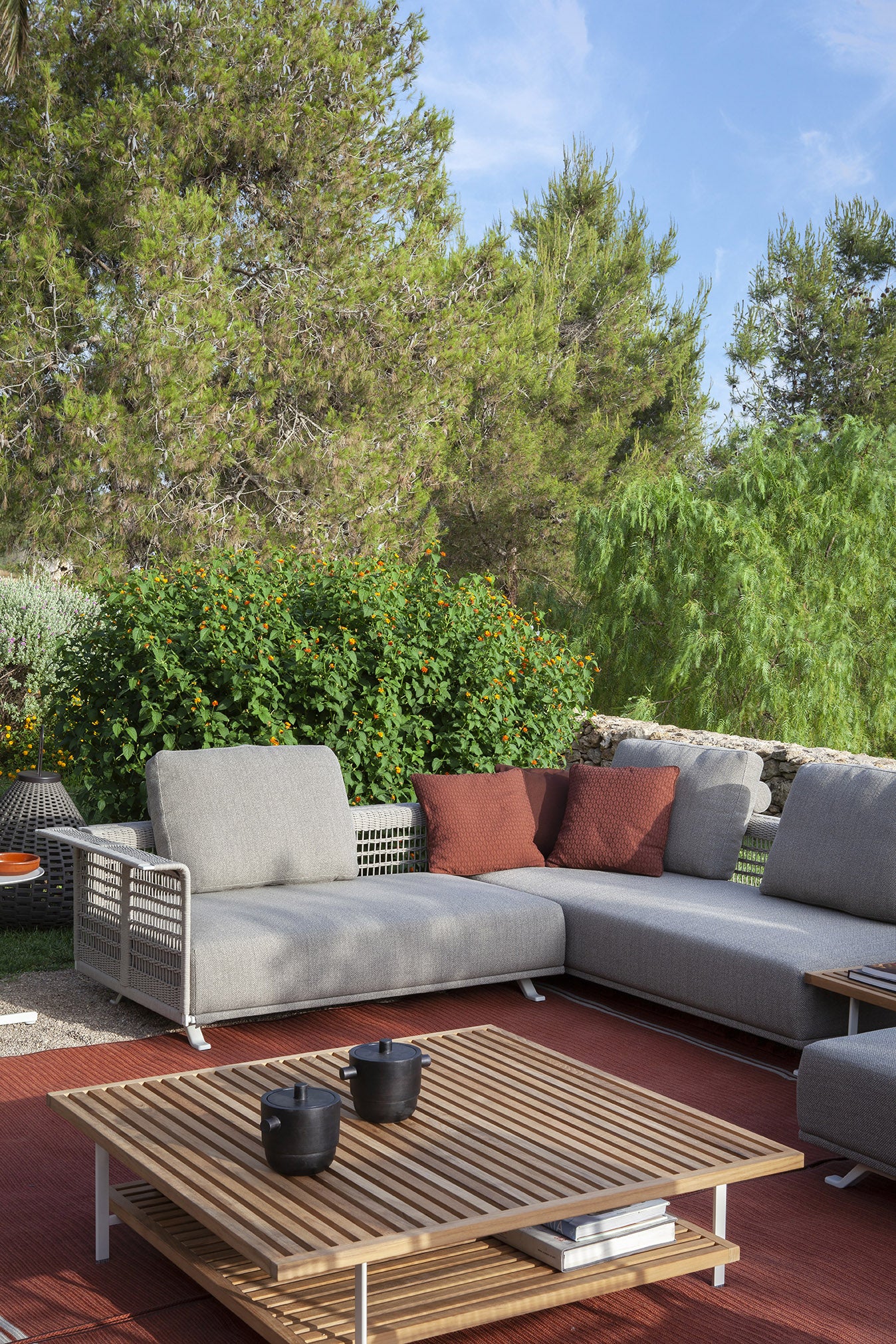 poltrona frau solaria modular sofa