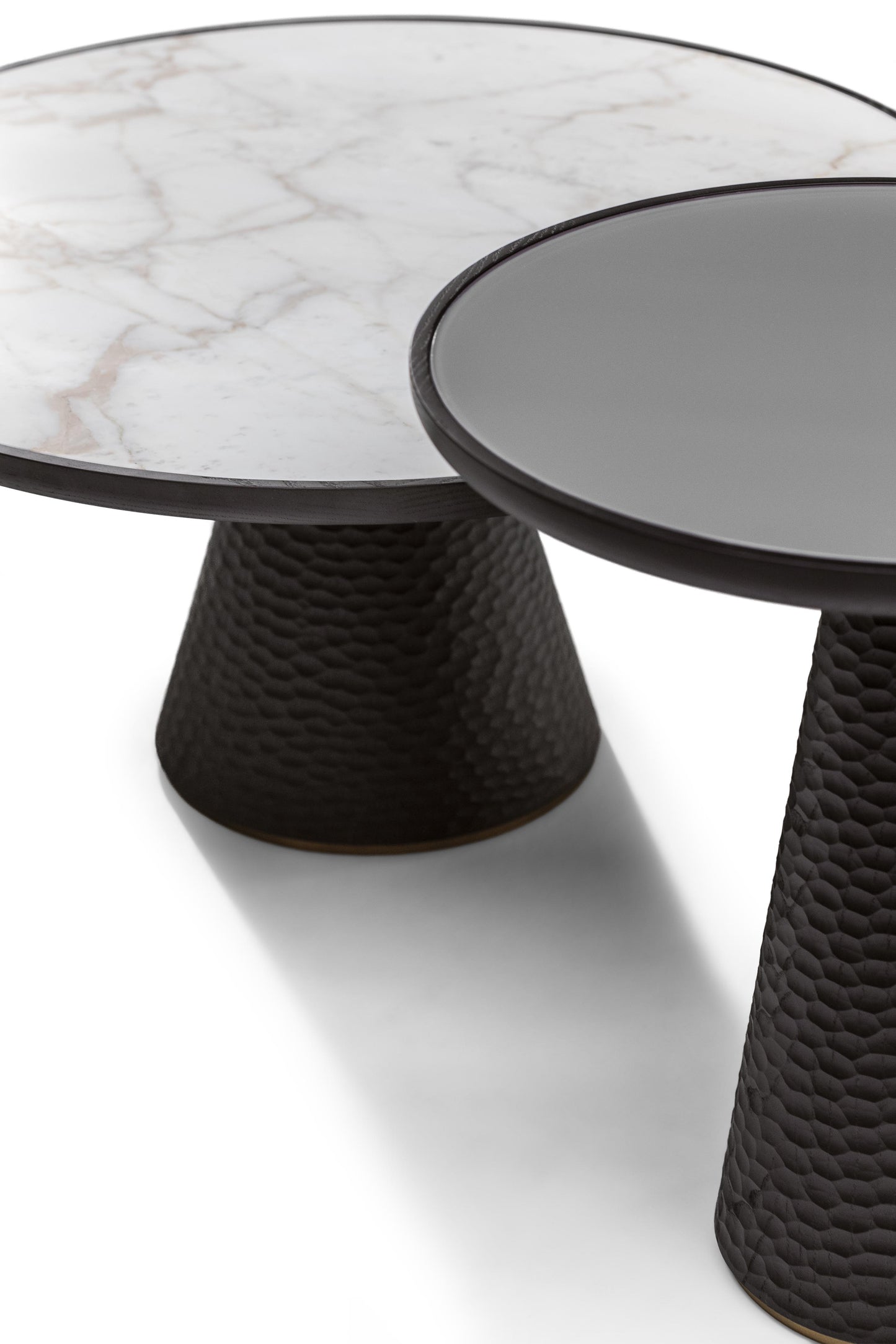 poltrona frau duo pedestal table