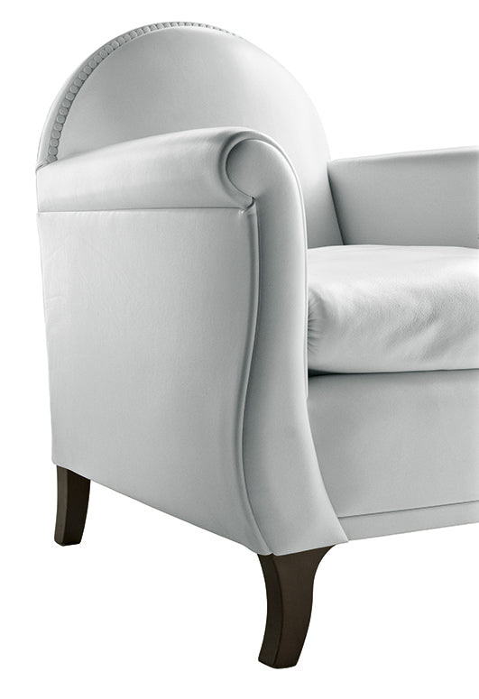 poltrona frau lyra armchair