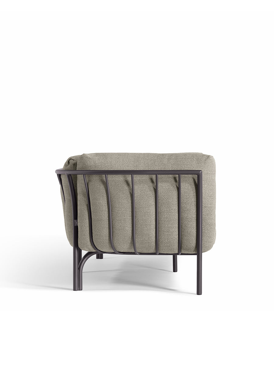 poltrona frau mirabell sofa