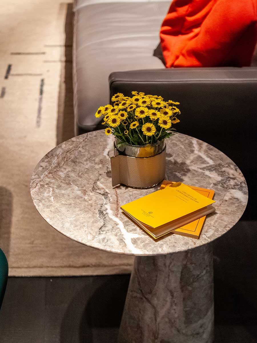 poltrona frau leather pot vase