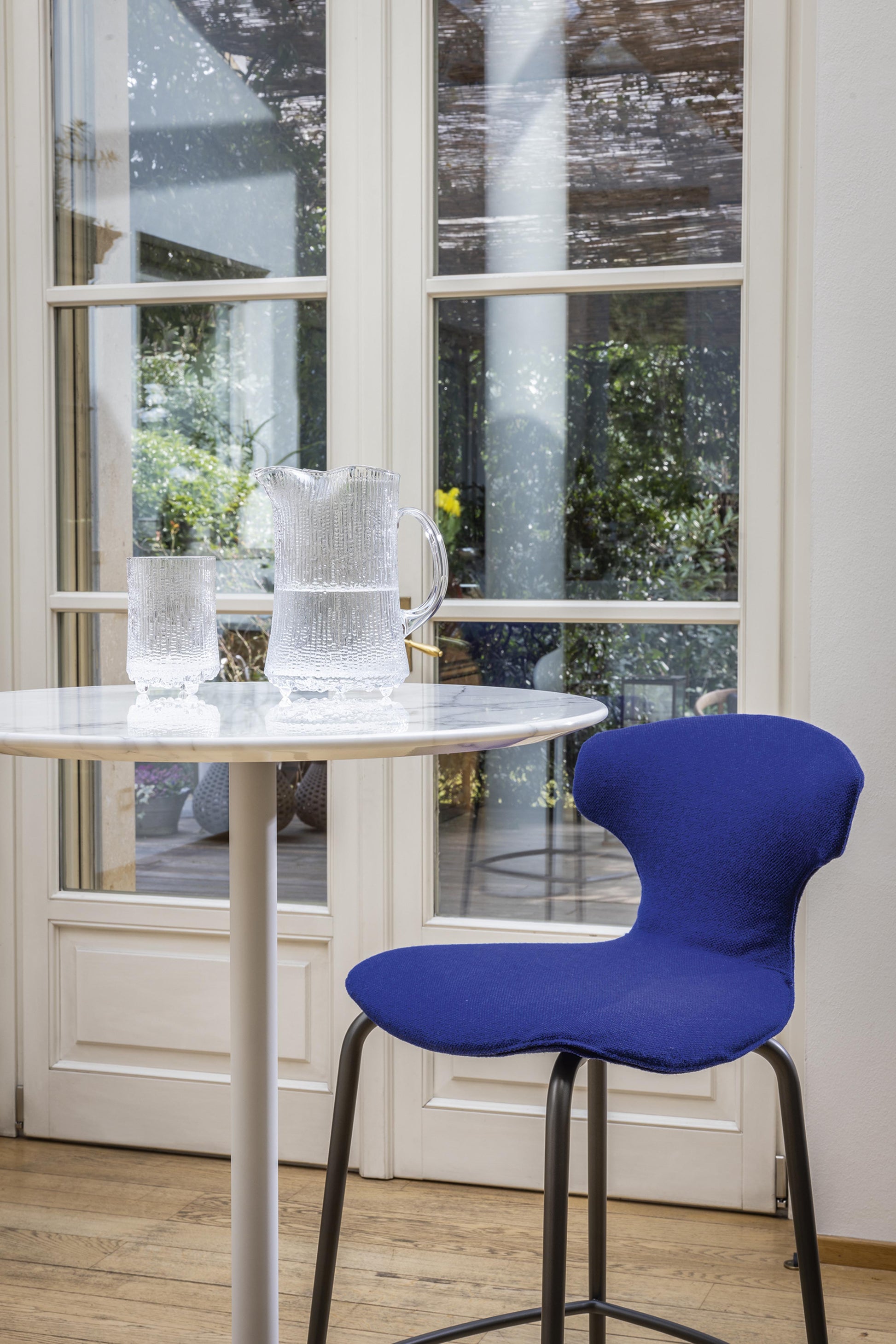 Montera Mas Stool With Metal Base