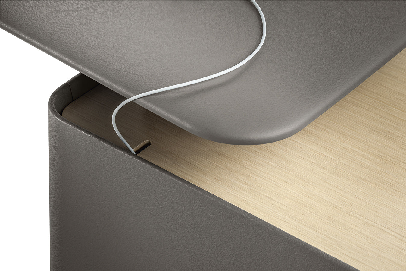 poltrona frau trust small desk