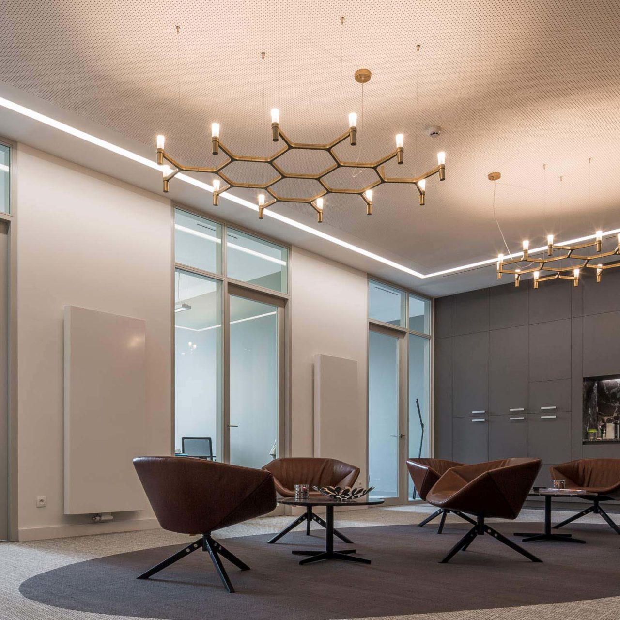 Crown Plana Mega Ceiling Light