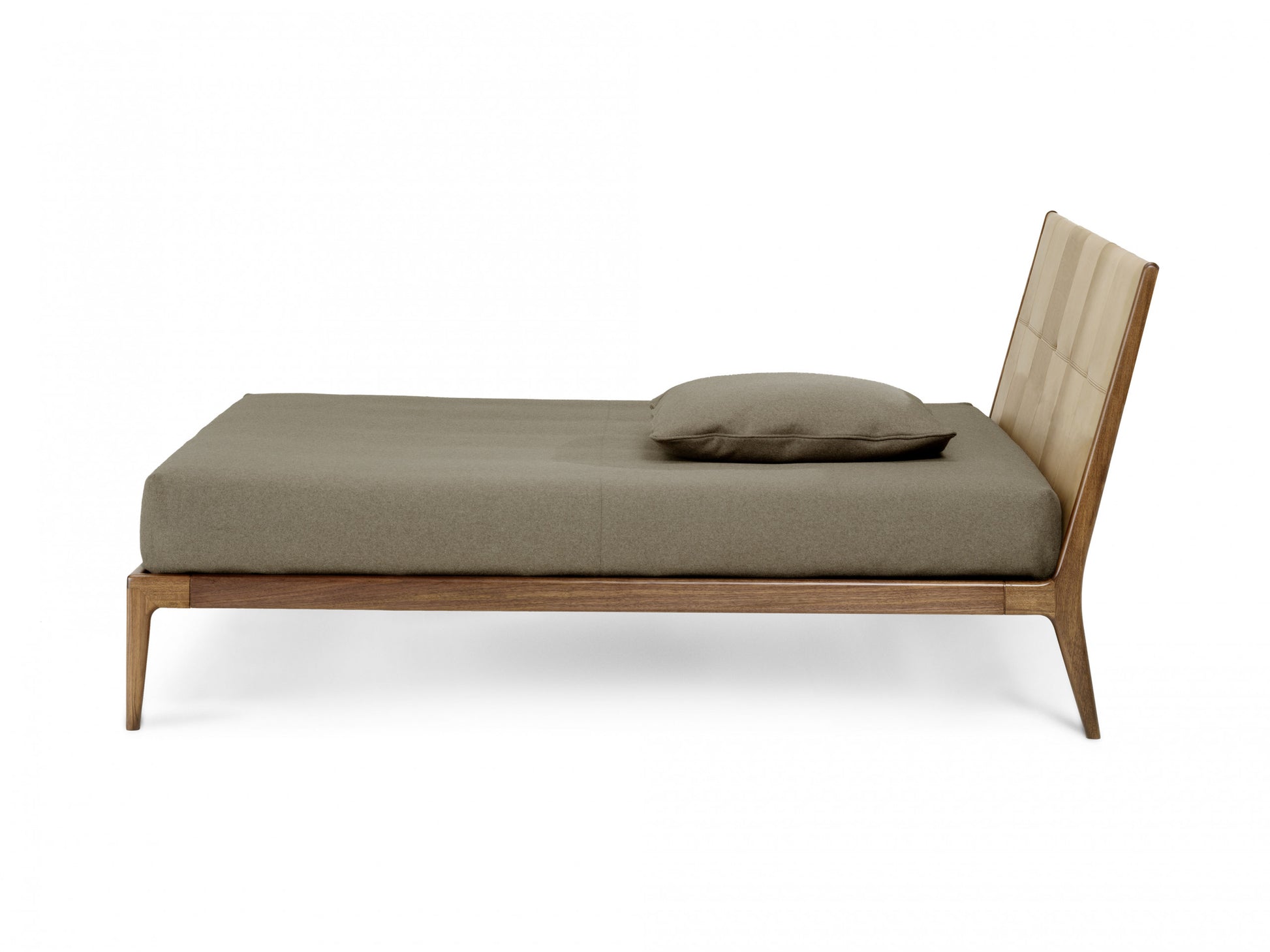 Brad Bed