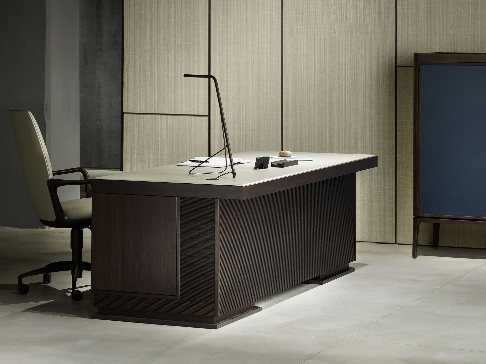 I.C.S. Desk