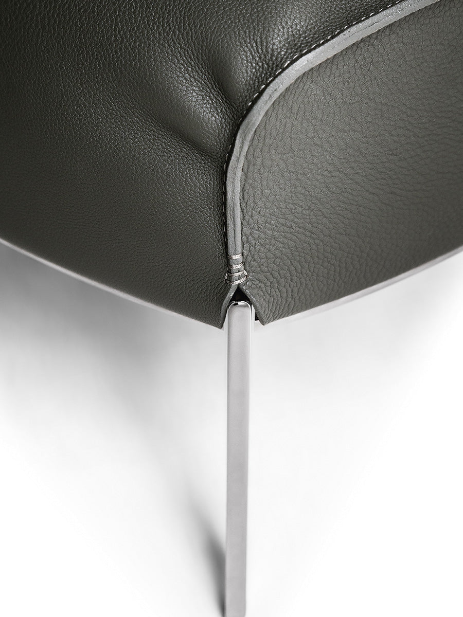 Archibald Gran Comfort Ottoman