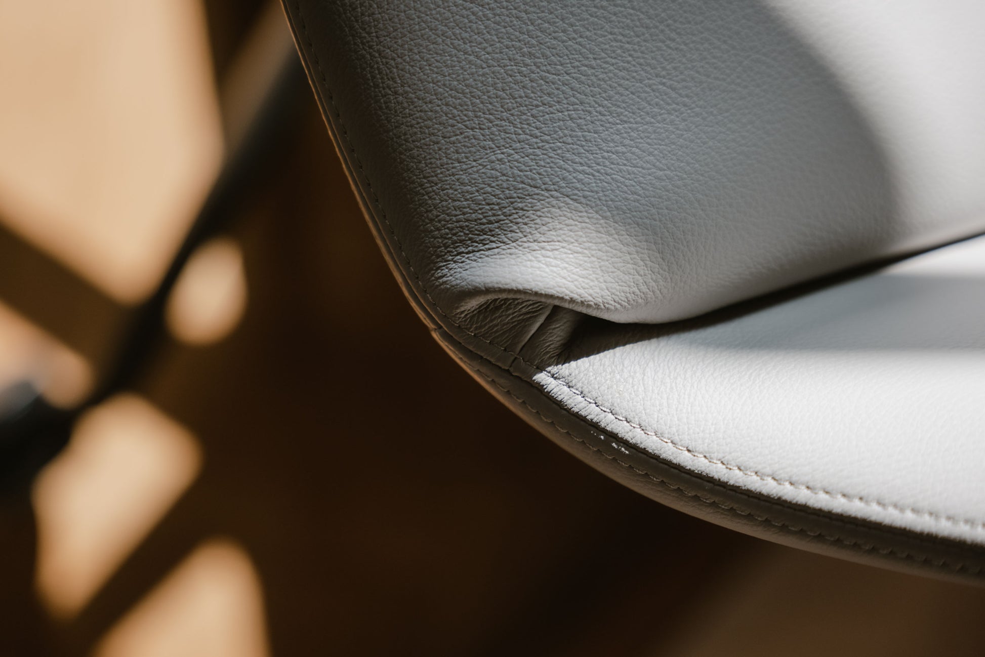 Downtown Conference 360° Chair