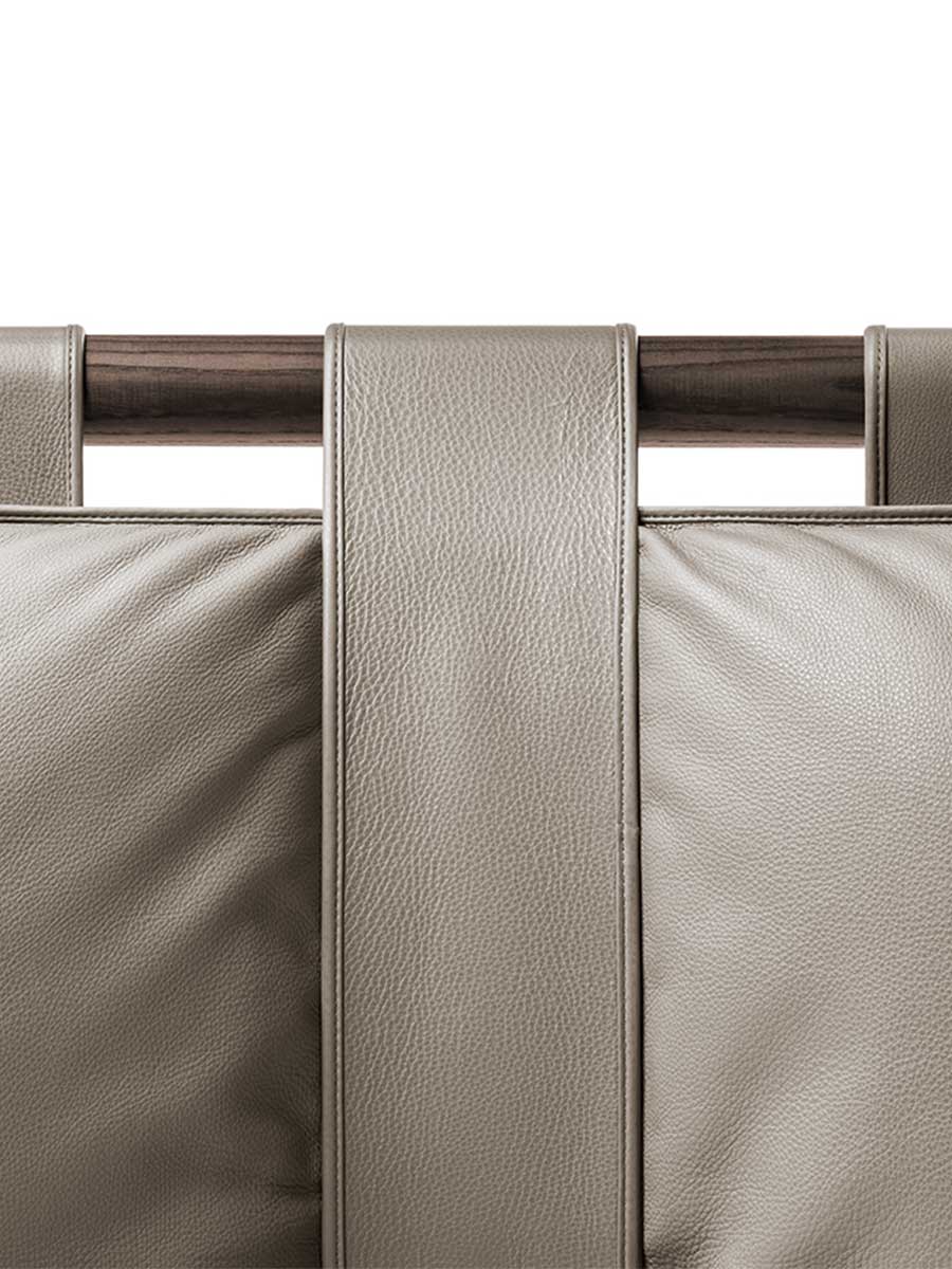 poltrona frau times bed