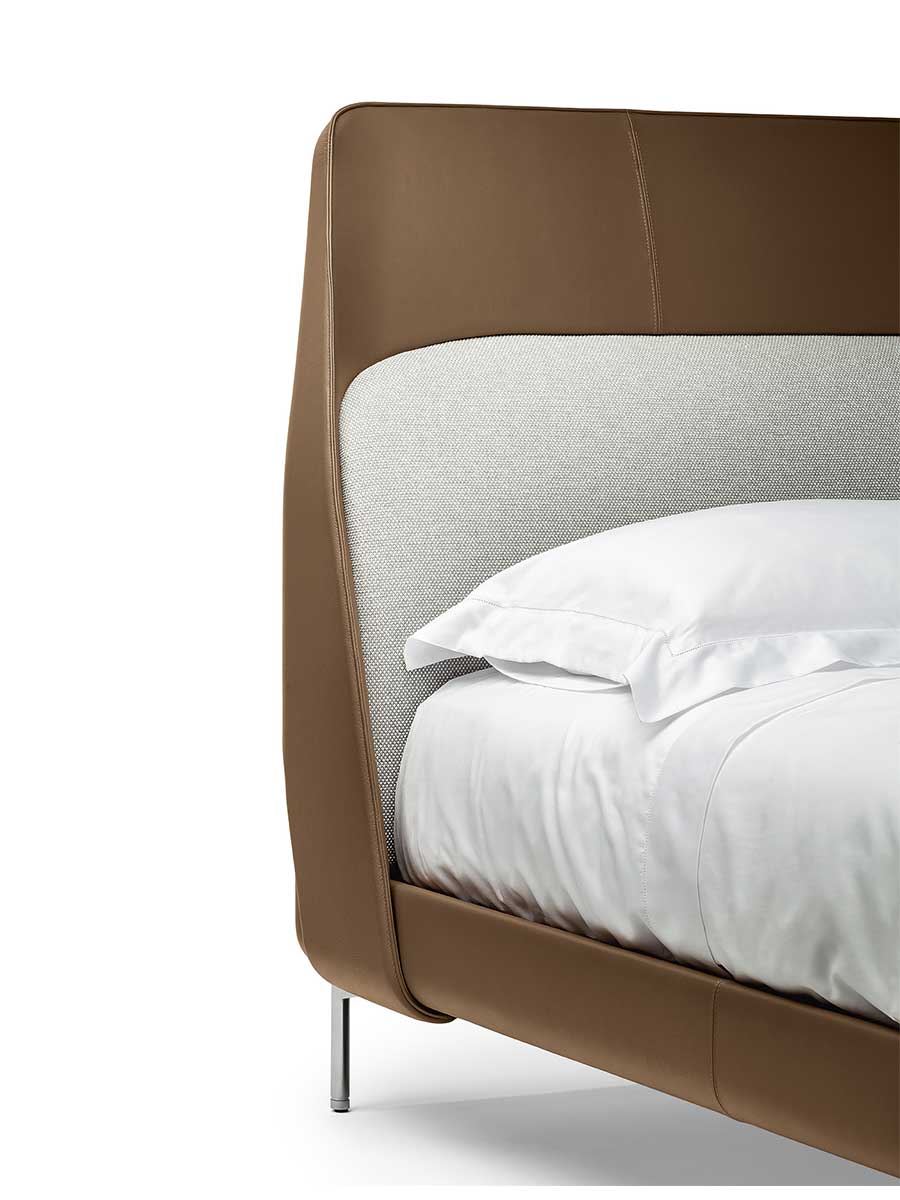 poltrona frau coupe bed