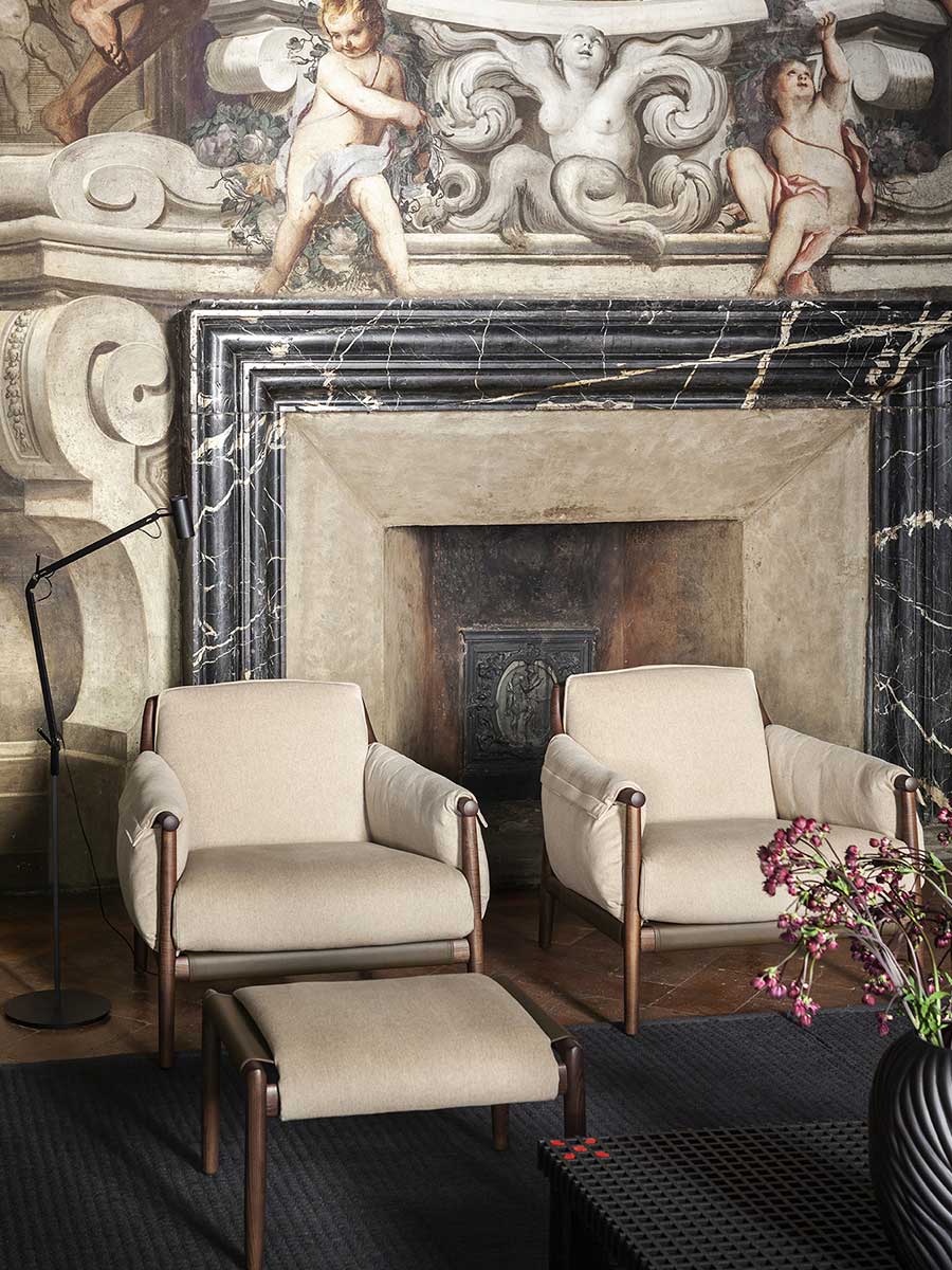 poltrona frau times lounge armchair