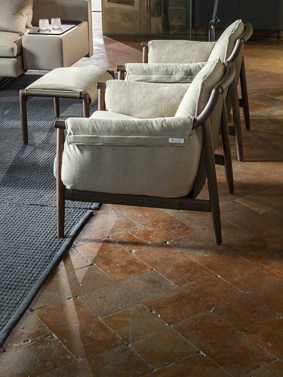 poltrona frau times lounge armchair
