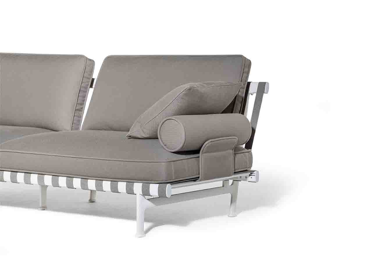 poltrona frau souvenir italie sofa