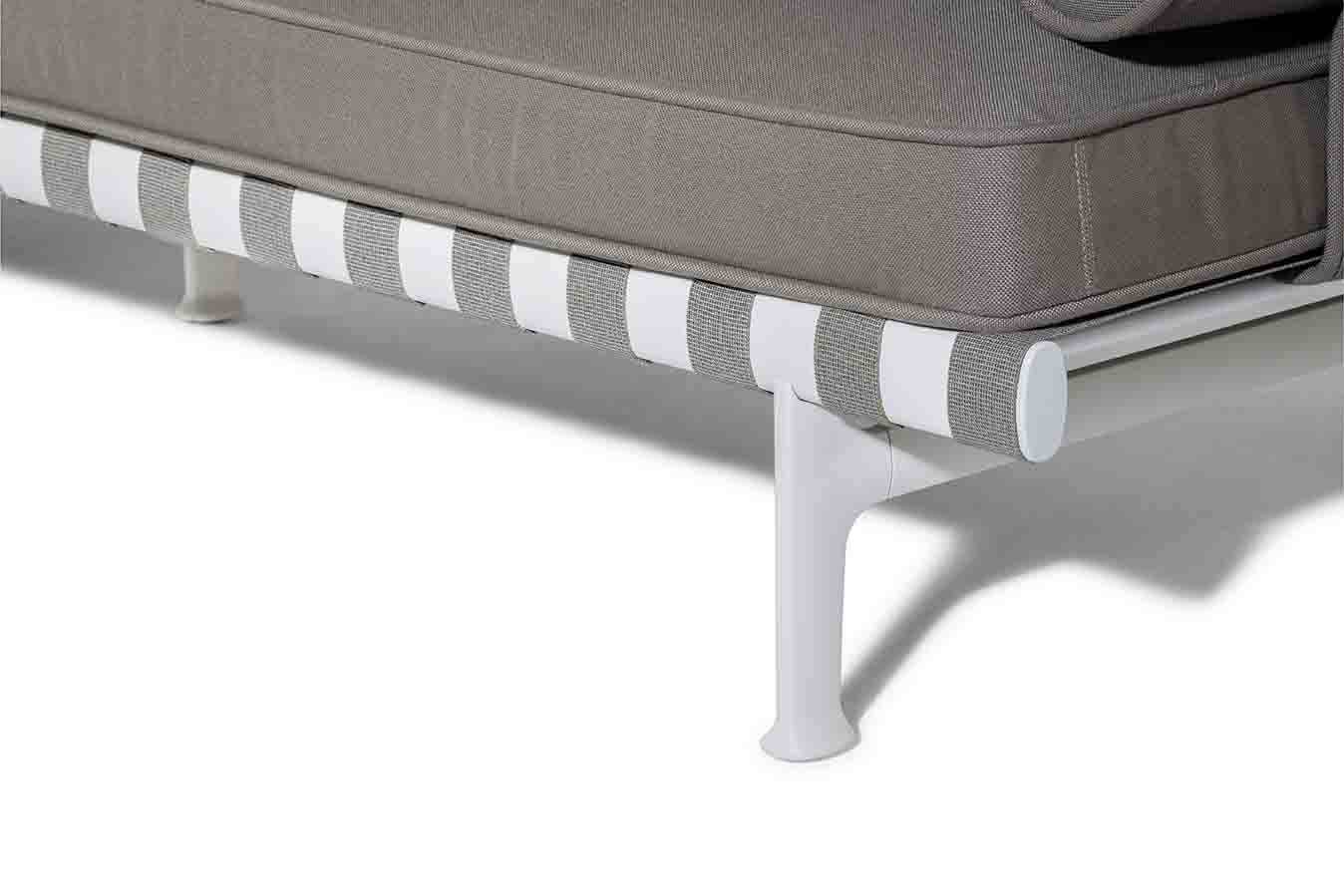 poltrona frau souvenir italie sofa
