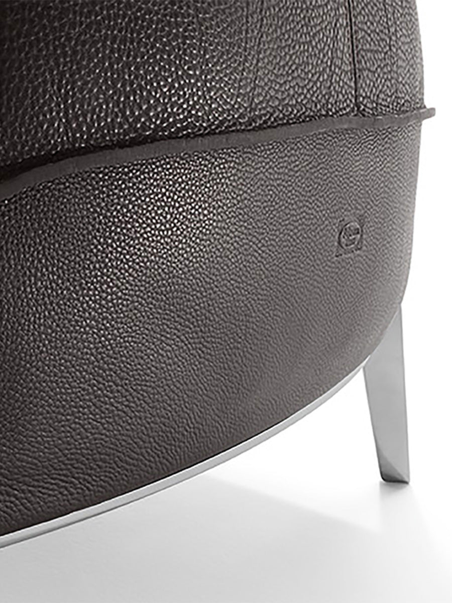 poltrona frau archibald gran comfort armchair