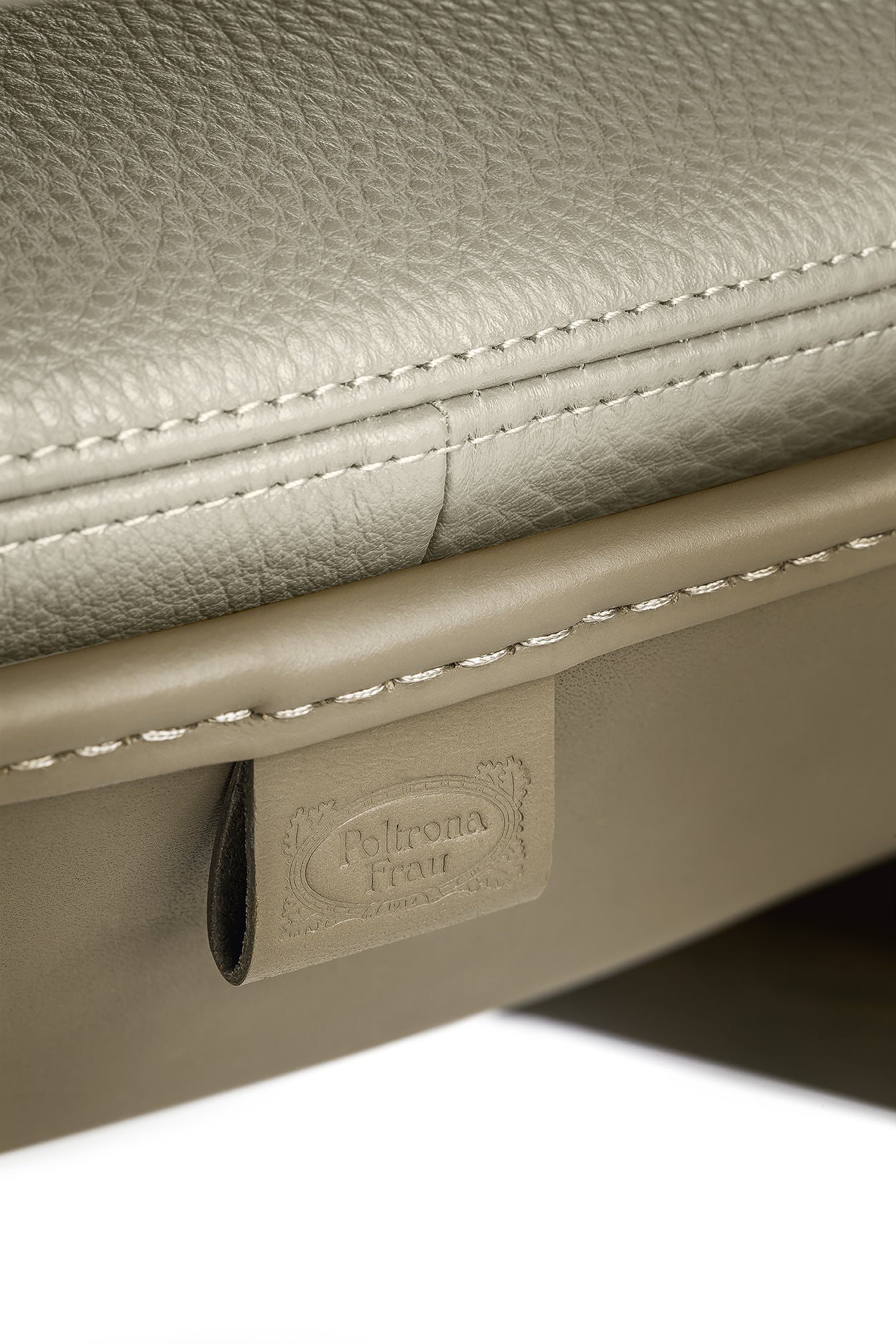 poltrona frau martha armchair