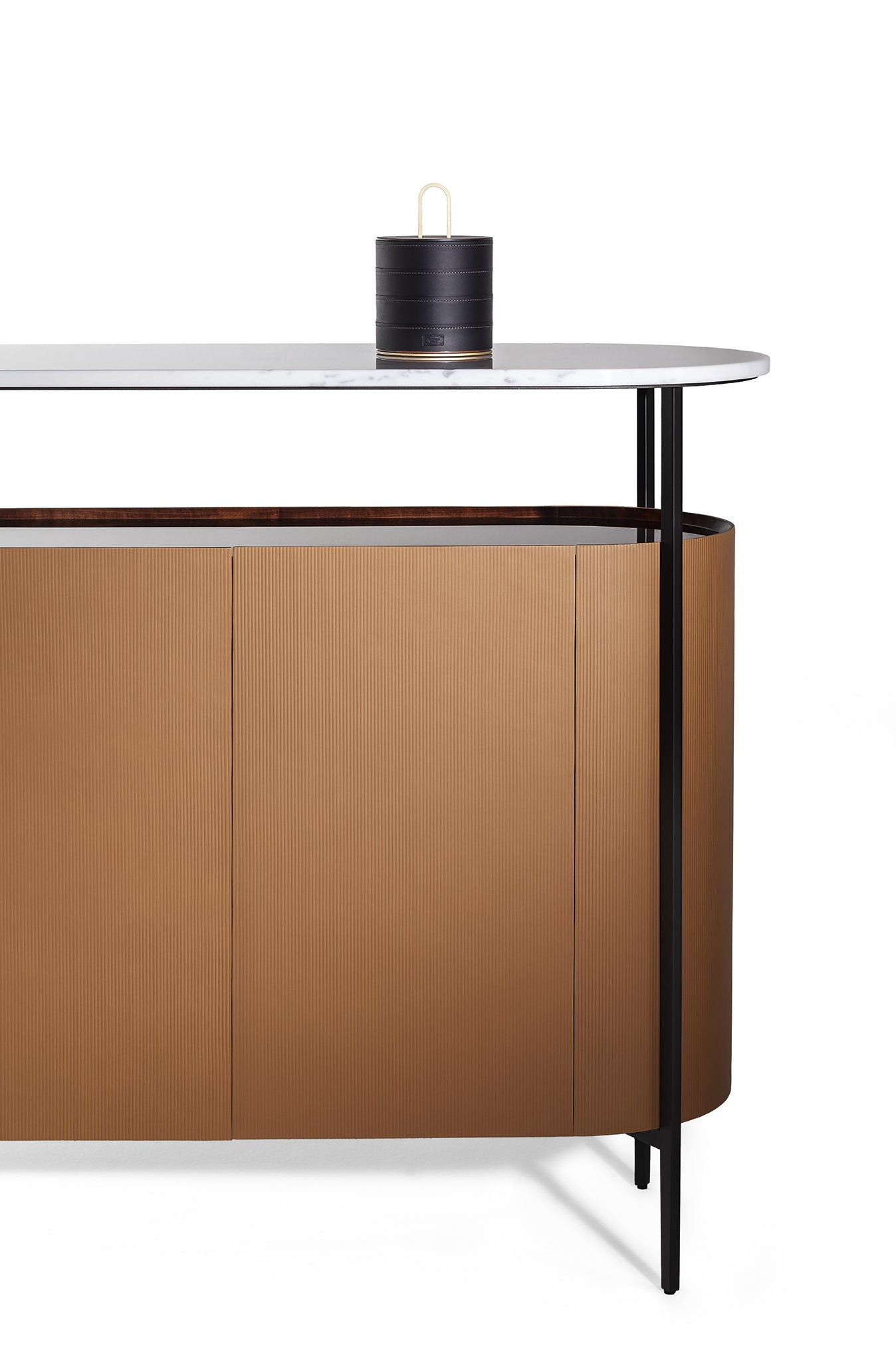 poltrona frau mi high cabinet