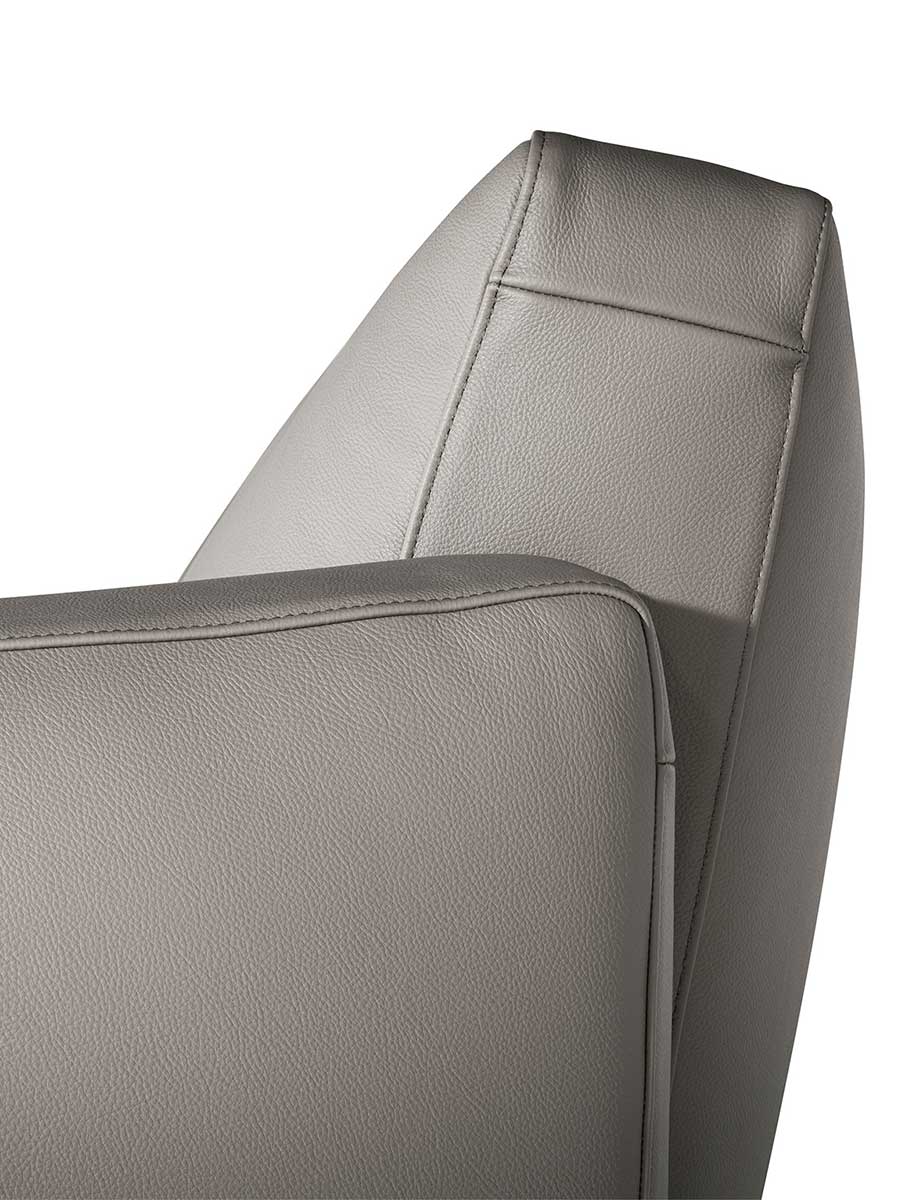 poltrona frau happy jack sofa