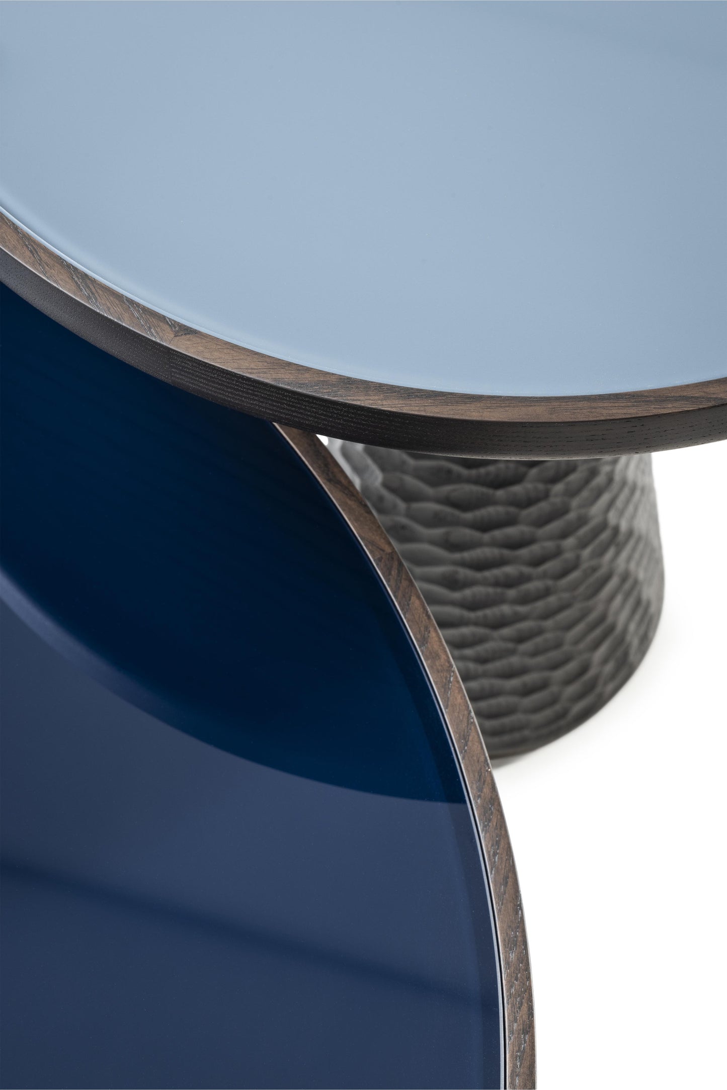 poltrona frau duo pedestal table