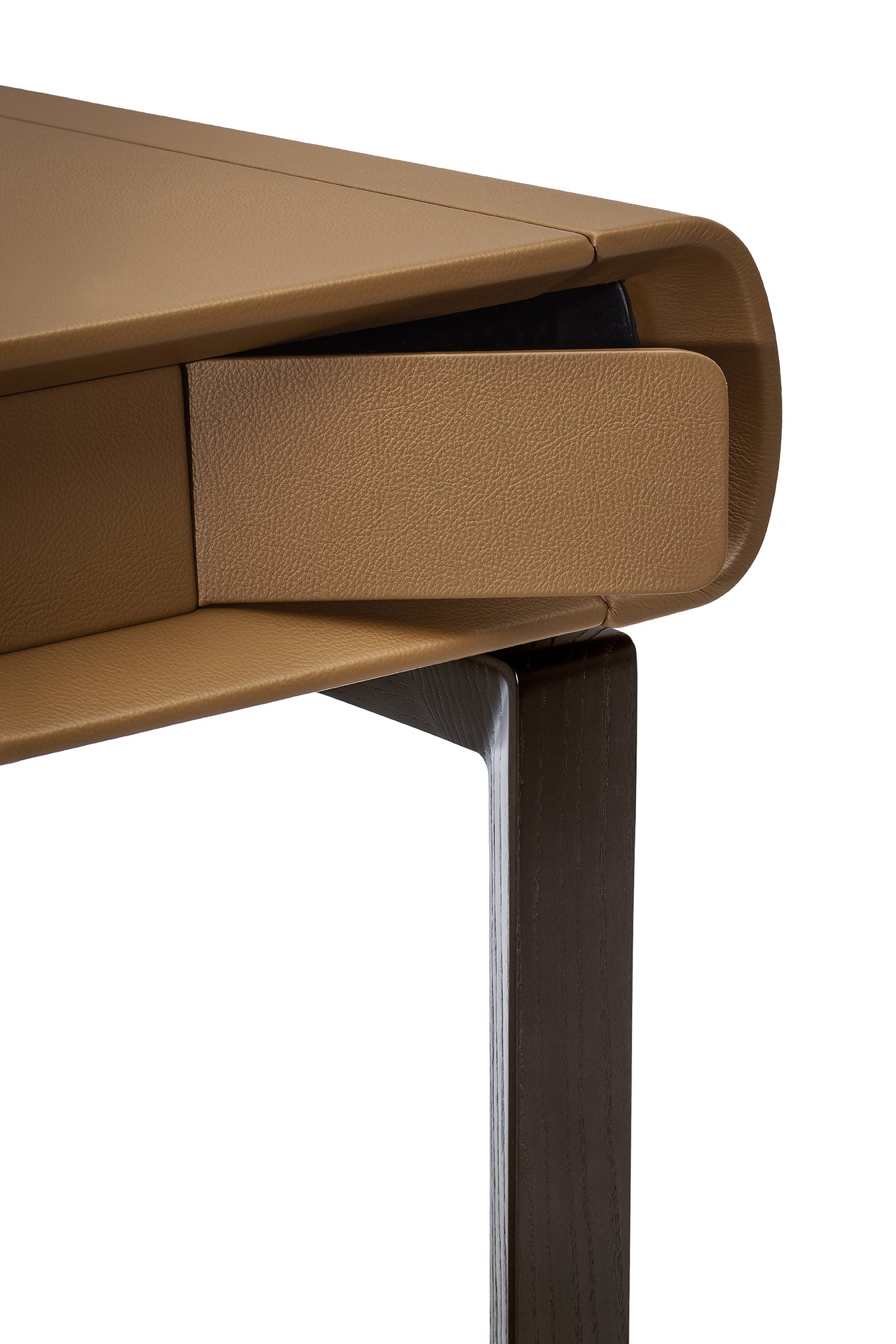 poltrona frau peek a book desk