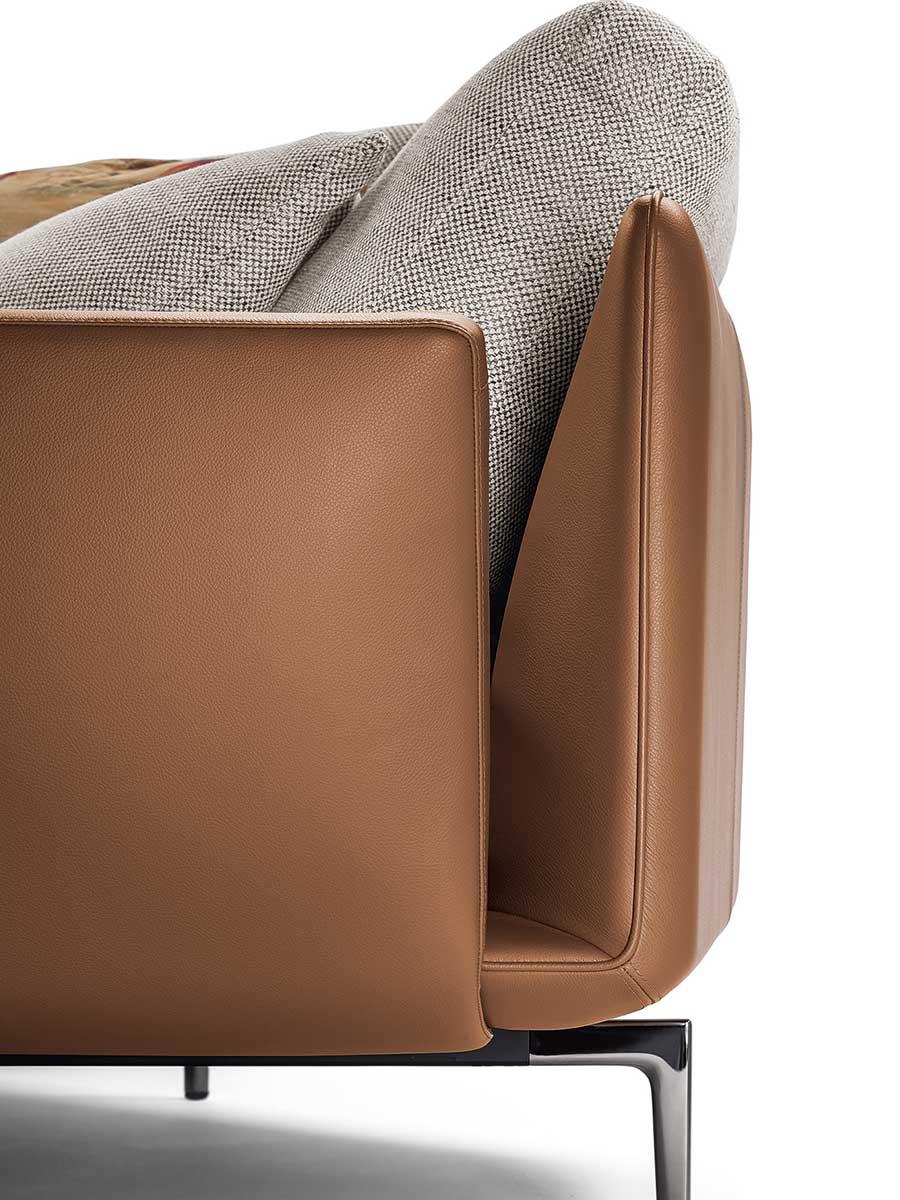 poltrona frau get back sofa