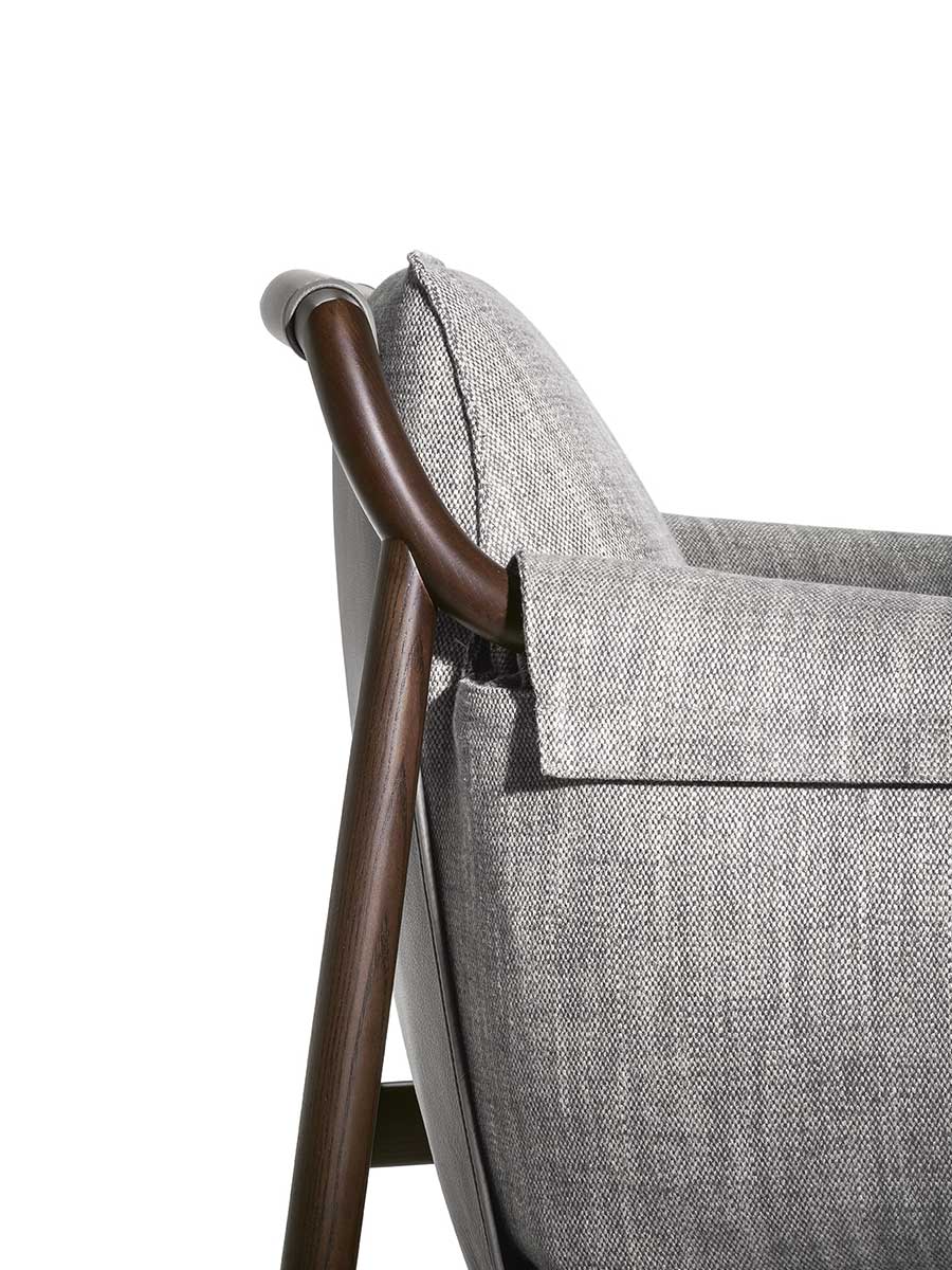 poltrona frau times lounge armchair
