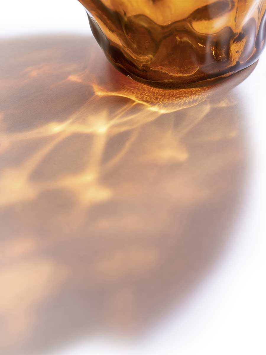 Water Illusion Vase