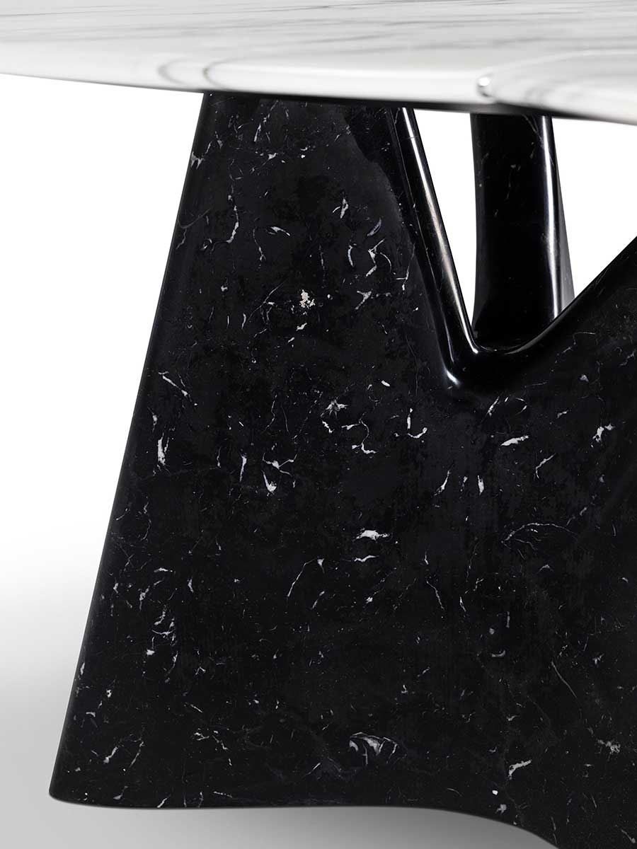 poltrona frau infinitamente table